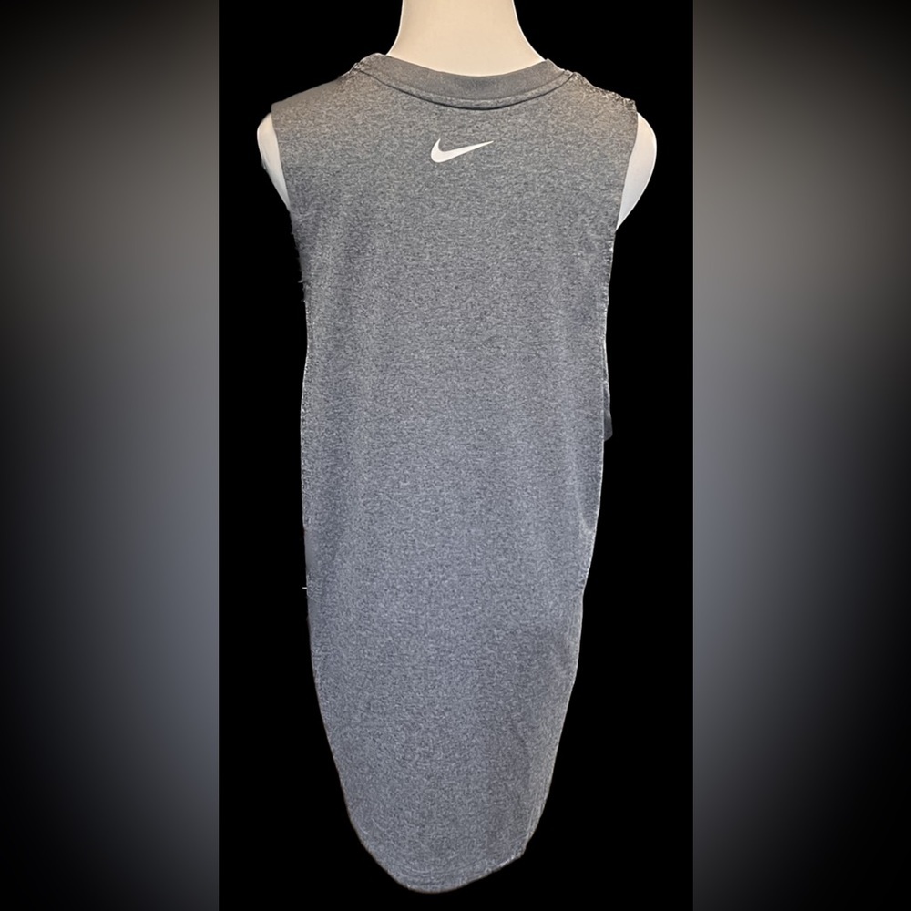 NWT Nike Womens Just Do It Running Fitness Muscle Tank Gray - Picture 2 of 3